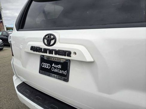 Used 2020 Toyota 4Runner SR5 image 15