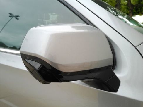 Used 2025 Chevrolet Tahoe LT image 23