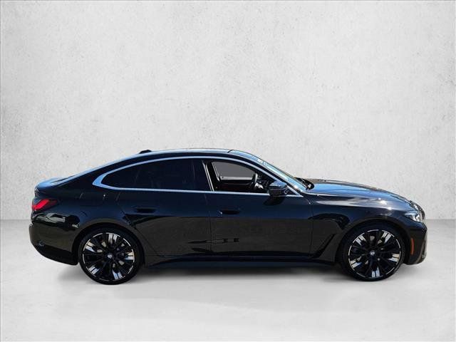 Used 2025 BMW 430i w/ Premium Package RWD image 4