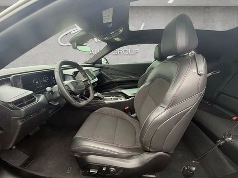 Used 2025 Dodge Charger R/T w/ Sun & Sound Package image 19