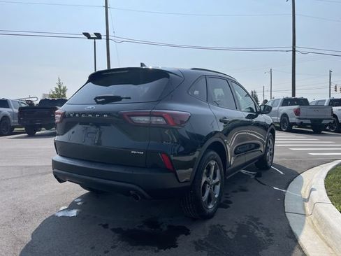 Certified 2025 Ford Escape ST-Line AWD/4WD image 5