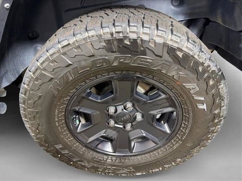 Used 2024 Jeep Wrangler Unlimited Sahara AWD/4WD image 20