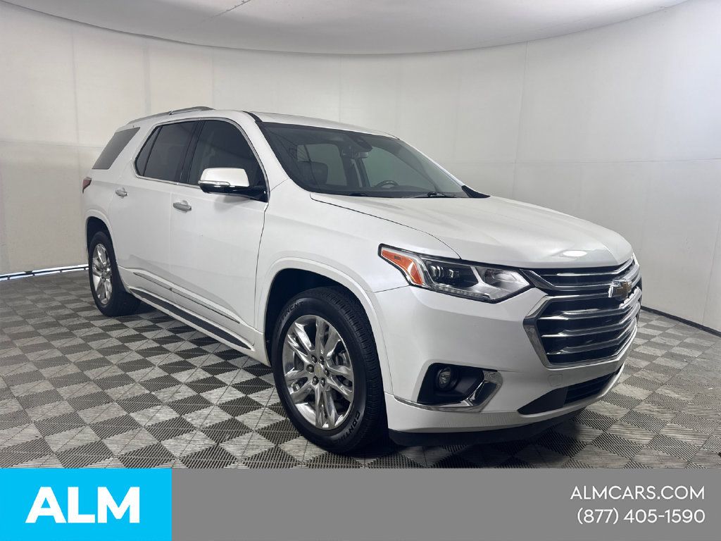 Used 2020 Chevrolet Traverse High Country w/ LPO, Cargo Package FWD image 3
