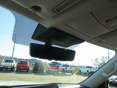 Used 2022 Nissan Armada Platinum w/ Captain's Chairs Package image 35