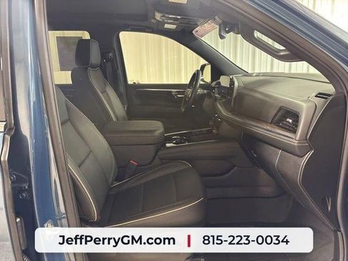 Used 2025 Chevrolet Tahoe Premier w/ Sun And Tow Package AWD/4WD image 24