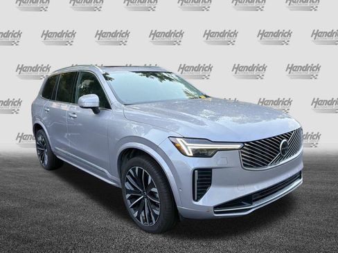 Certified 2026 Volvo XC90 B6 Plus AWD/4WD image 2