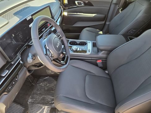 New 2026 Kia Carnival SX Prestige FWD image 8