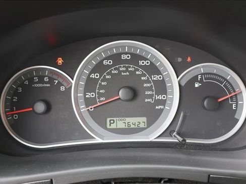 Used 2010 Subaru Impreza 2.5i AWD/4WD image 14