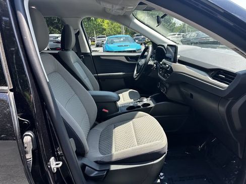 Certified 2022 Ford Escape SE w/ SE Sport Appearance Package AWD/4WD image 34