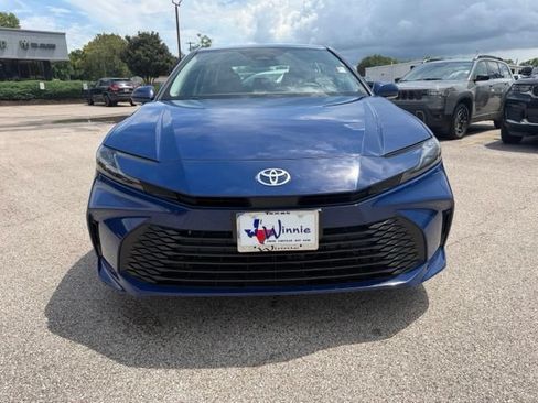 Used 2025 Toyota Camry LE FWD image 2