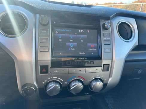 Used 2014 Toyota Tundra SR5 w/ SR5 Upgrade Package image 15