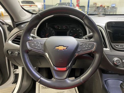 Used 2020 Chevrolet Malibu RS w/ LPO, Convenience Package 2 image 21