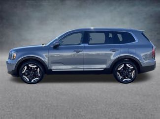 Used 2025 Kia Telluride EX video 2