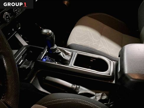 Used 2020 Toyota Tacoma TRD Off-Road image 16