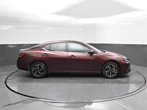 Used 2024 Nissan Sentra SV image 26