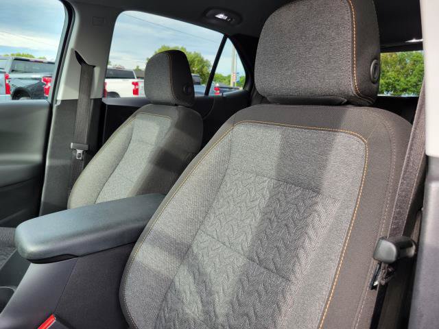 Used 2024 Chevrolet Equinox LT AWD/4WD image 11