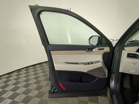 Used 2021 Hyundai Palisade Limited image 18