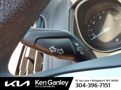 Used 2014 Ford Focus SE w/ SE Winter Package FWD image 21