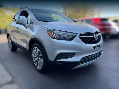 Used 2019 Buick Encore Preferred image 3