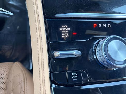 Used 2025 Jeep Grand Cherokee L Summit image 27