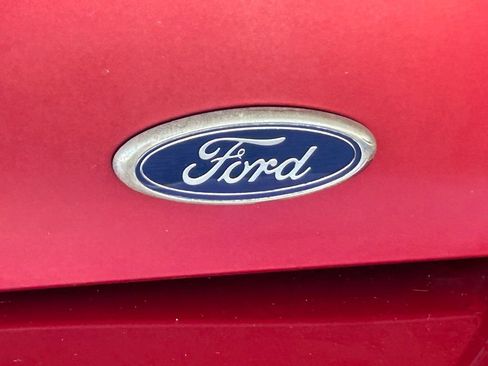 Used 2003 Ford Mustang Convertible RWD image 18