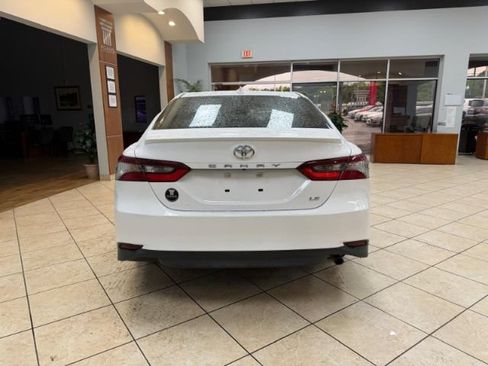 Used 2023 Toyota Camry LE FWD image 6