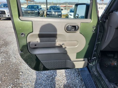 Used 2008 Jeep Wrangler Unlimited Sahara w/ Dual Top Group image 16