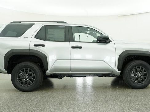 New 2026 Toyota 4Runner SR5 RWD image 22