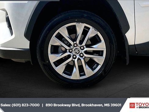 Used 2022 Toyota RAV4 Limited w/ Limited Grade Weather Package image 7