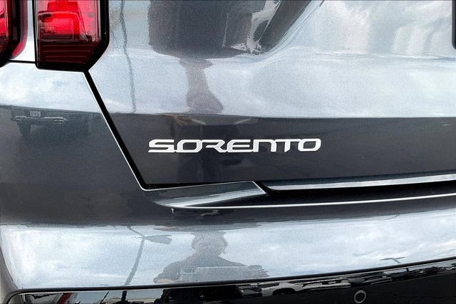 Used 2023 Kia Sorento EX w/ Panoramic Sunroof Package FWD image 23