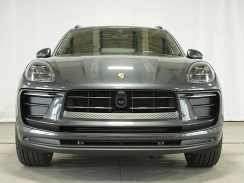 New 2026 Porsche Macan image 11