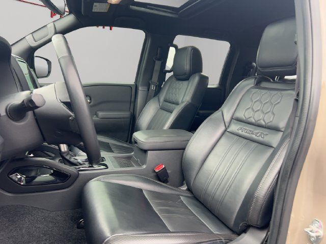 Used 2022 Nissan Frontier PRO-4X w/ Pro-4X Premium Package AWD/4WD image 14