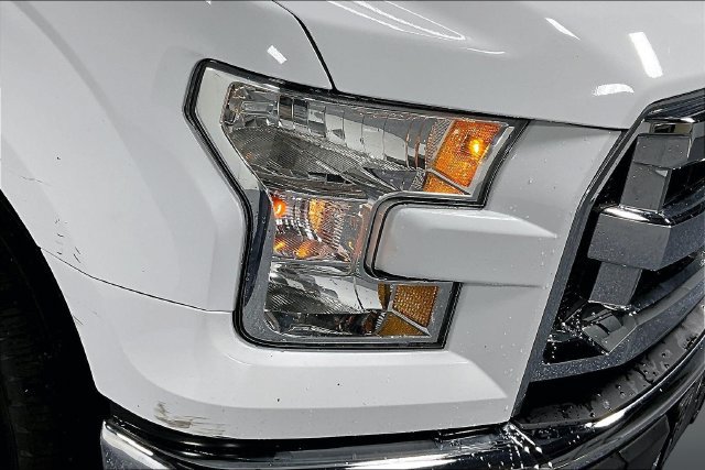 Used 2015 Ford F150 XLT RWD image 26