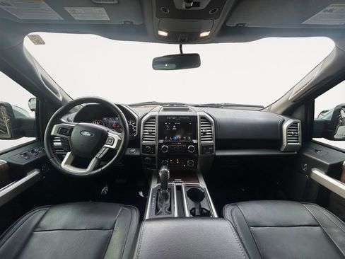 Used 2016 Ford F150 Lariat image 13