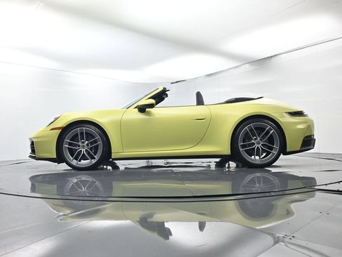 Certified 2025 Porsche 911 Carrera RWD image 53