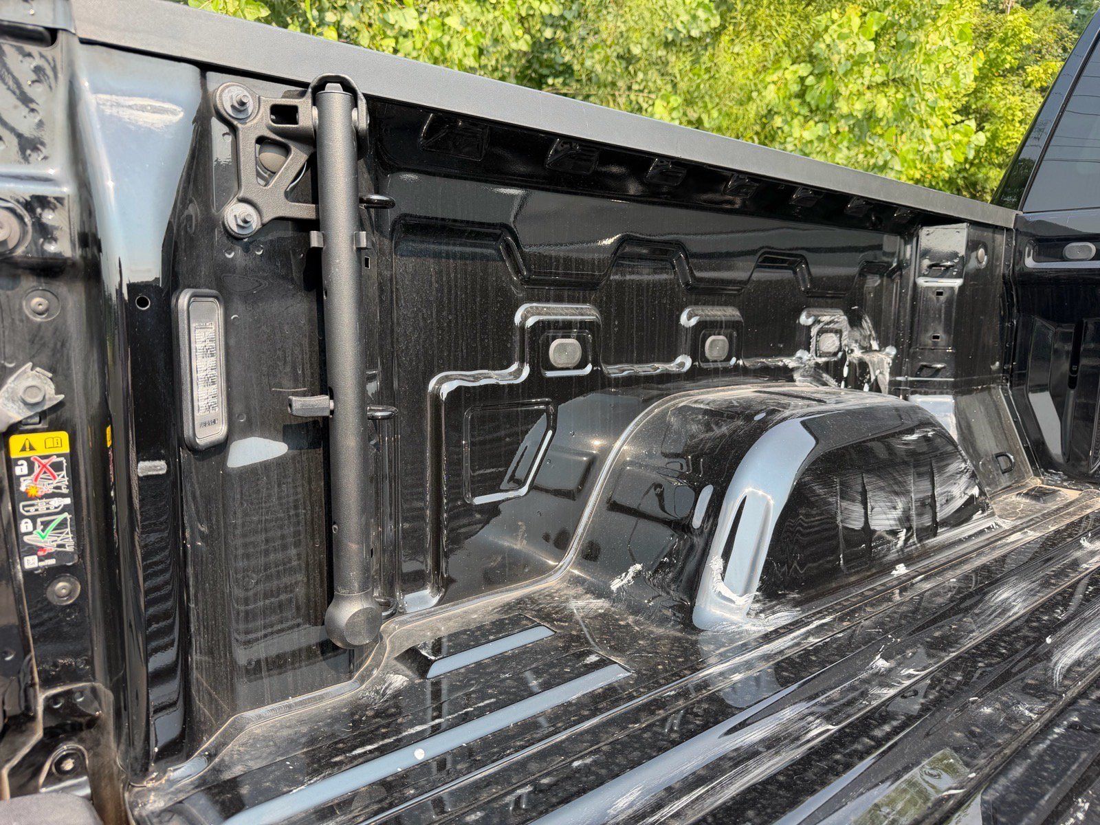 Used 2025 GMC Sierra 1500 SLT AWD/4WD image 20