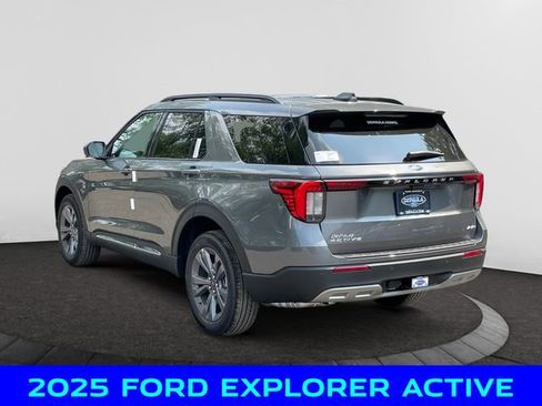 New 2025 Ford Explorer Active w/ Active Comfort Package image 3