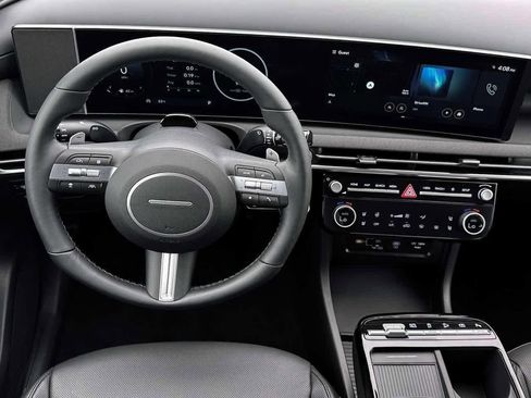 New 2026 Hyundai Tucson Limited image 17