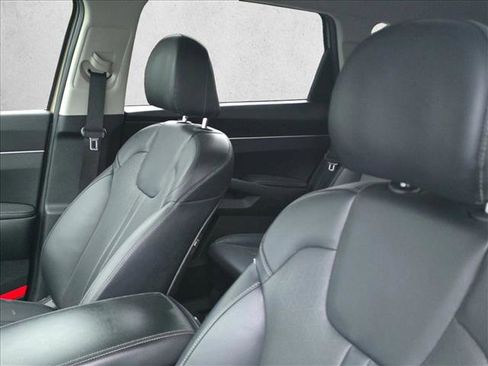 Used 2021 Kia Sorento S image 15