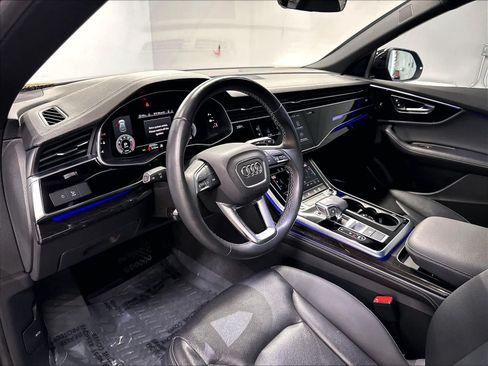Used 2023 Audi Q8 Premium Plus w/ Premium Plus Package AWD/4WD image 15