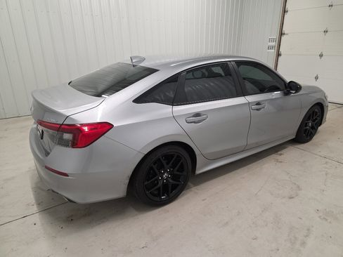 Used 2022 Honda Civic Sport image 8