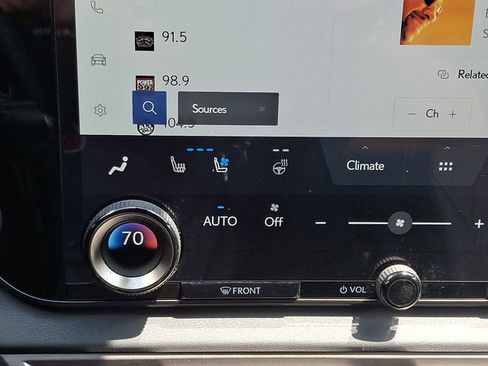 Used 2024 Lexus RX 350 Premium image 23