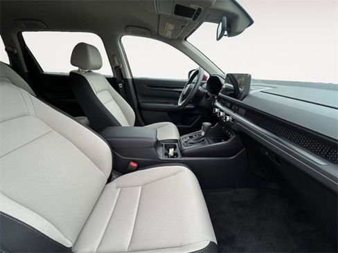 Used 2026 Honda CR-V LX image 9