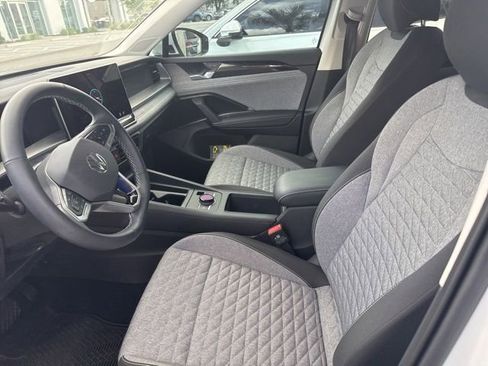 Used 2025 Volkswagen Tiguan S FWD image 15