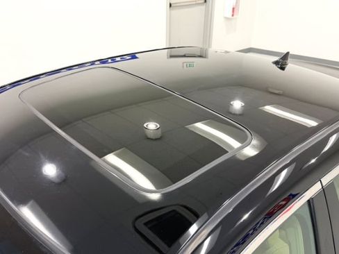 Used 2010 Acura TSX V6 Sedan image 20