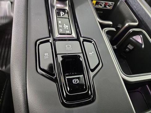 New 2026 Lexus TX 500h AWD image 27