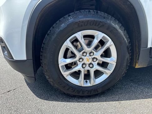 Used 2018 Chevrolet Traverse LS FWD image 42
