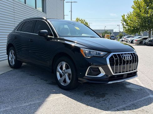 Used 2020 Audi Q3 2.0T Premium AWD/4WD image 5