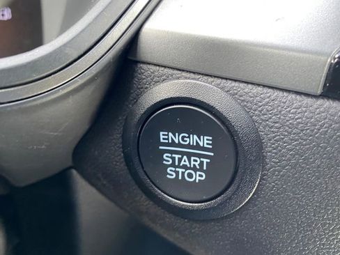 Used 2025 Ford Escape Active image 25