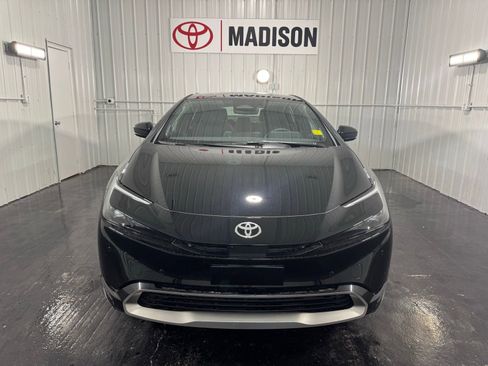 New 2025 Toyota Prius Plug-In Hybrid w/ Limited Premium Package FWD image 8